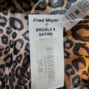 Dentelle Bridal & Satin